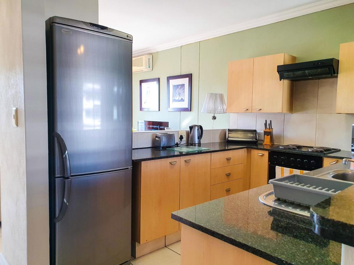 Westpoint Sandton Skyline Apartment Йоханнесбург Экстерьер фото
